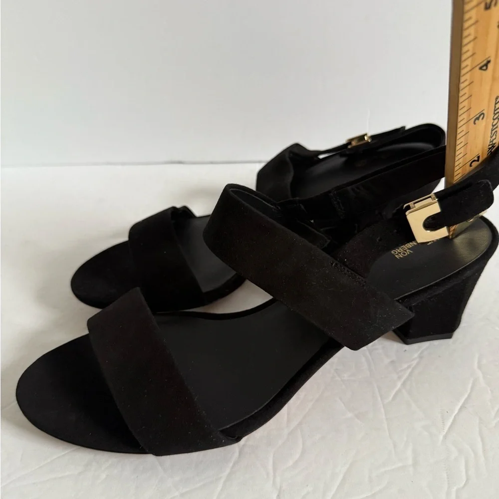 NWOT Diane Von Furstenberg Black Low Heel Block Sandals Size EU 40 US 10M